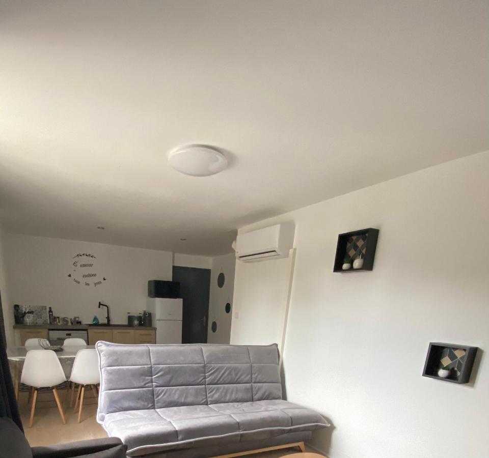 Appartement Bel 1er Etage T2 4 Pers Avec Cour Les Cocons De Madenn Lamballe