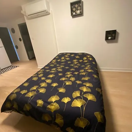 Bel Appartement 1Er Etage T2 4 Pers Avec Cour Les Cocons De Madenn Lamballe Extérieur photo